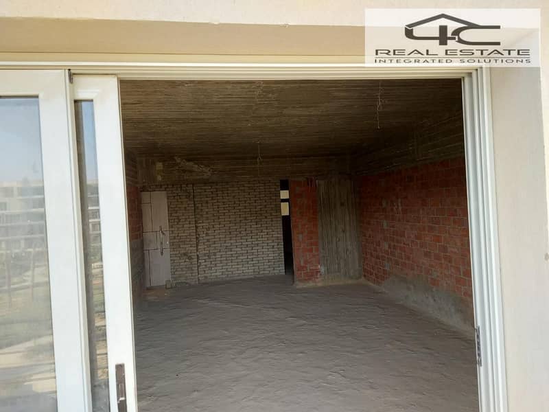 6 952b2e1f-2634-4680-ba1a-9857bbd519cd. jpg