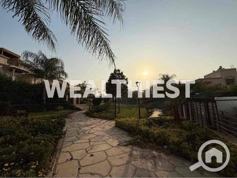 8 04dd5739-0153-42c7-97c6-064ce4b4e7f4. jpg