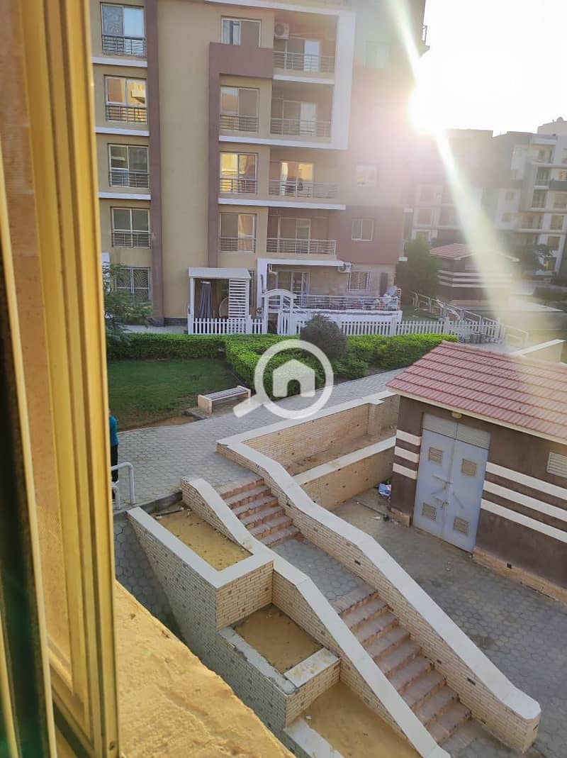 2 WhatsApp Image 2025-12-06 at 12.42. 45_7e9554fd. jpg