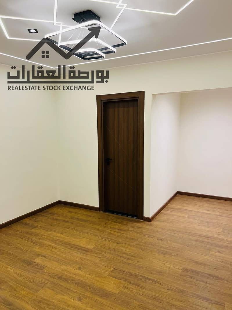 3 572000801_122145207776918021_6481174377789610678_n. jpg