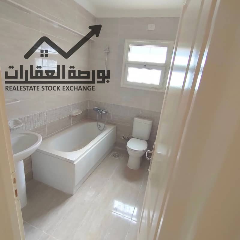 8 550975013_2028077771274711_3750574770441676967_n. jpg