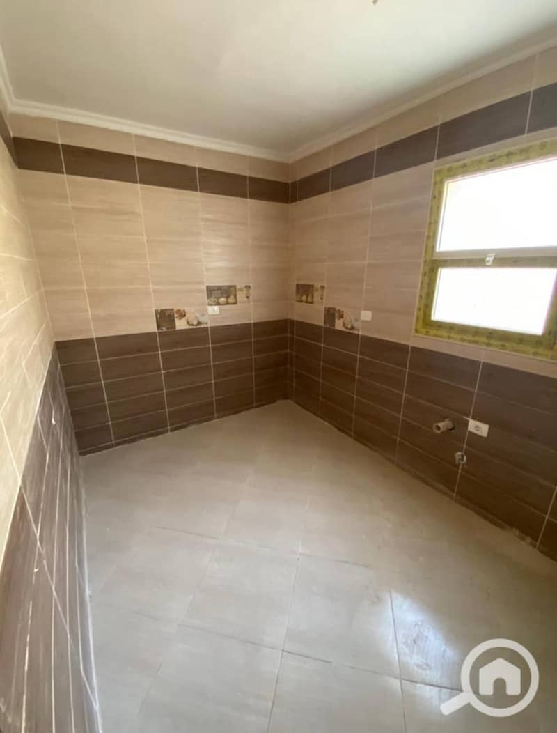 7 WhatsApp Image 2025-11-24 at 11.27. 31_fc91a91e. jpg