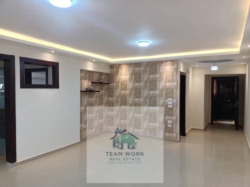 2 c30e94e0-1b98-4cae-a590-13340612b826. jpg