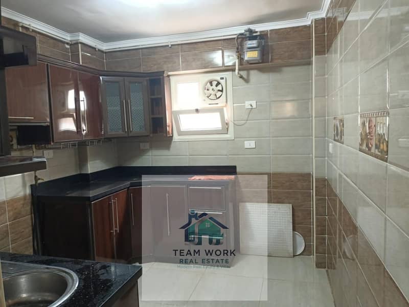 9 6b40c137-379a-4dad-afb3-51a5d5c36dd1. jpg