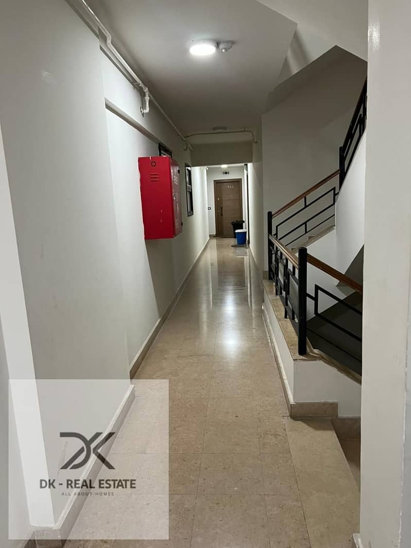 4 WhatsApp Image 2025-12-06 at 12.05. 48 PM (2). jpeg