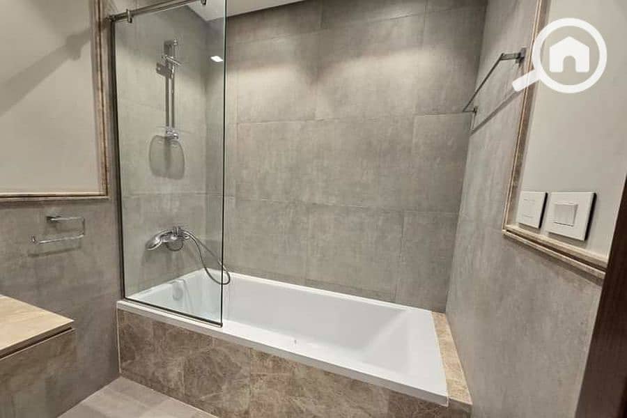 8 FB_IMG_1727600369846_900x600. jpg