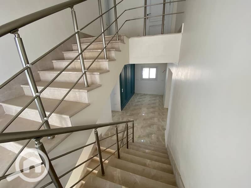 15 WhatsApp Image 2025-10-30 at 10.00. 06_1d803656. jpg