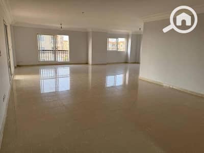 4 Bedroom Apartment for Sale in Madinaty, Cairo - 53676ee6-29df-4b85-b105-31d2bbb4fc2a. jpg 4 Bedroom Apartment for Sale in Madinaty, Cairo - 53676ee6-29df-4b85-b105-31d2bbb4fc2a. jpg