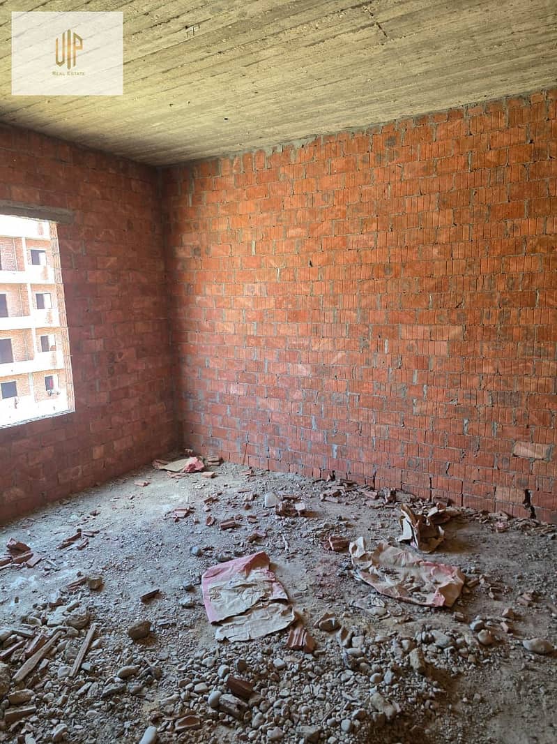 2 WhatsApp Image 2025-12-05 at 11.54. 45 PM (2). jpeg