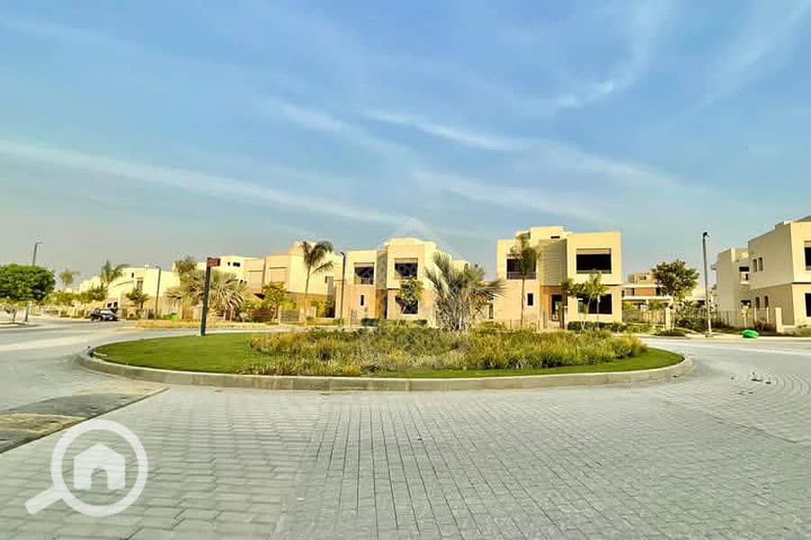 6 Background (10). png