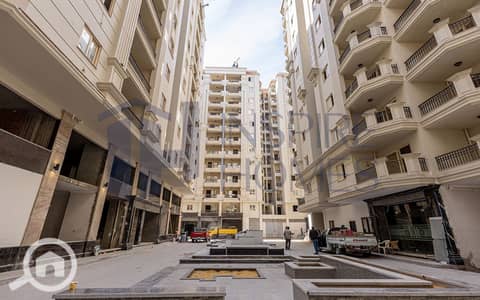 فلیٹ 3 غرف نوم للبيع في سموحة، الإسكندرية - 1. jpg