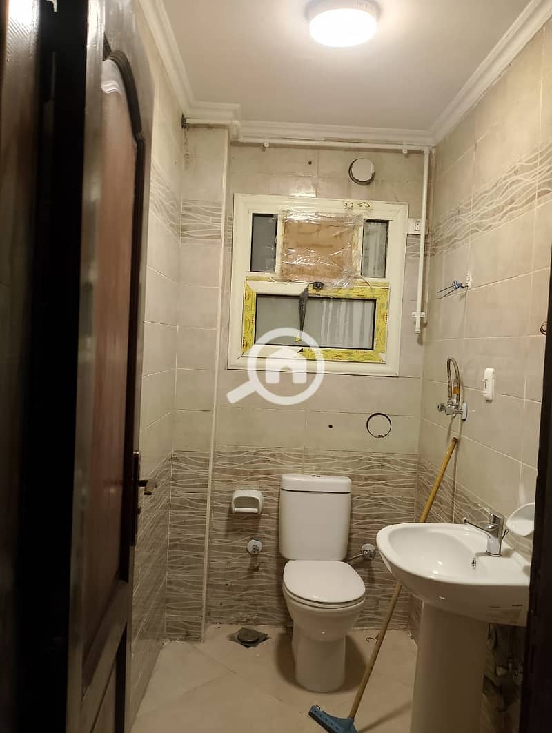 5 WhatsApp Image 2025-12-01 at 17.50. 22_46a21ab2. jpg