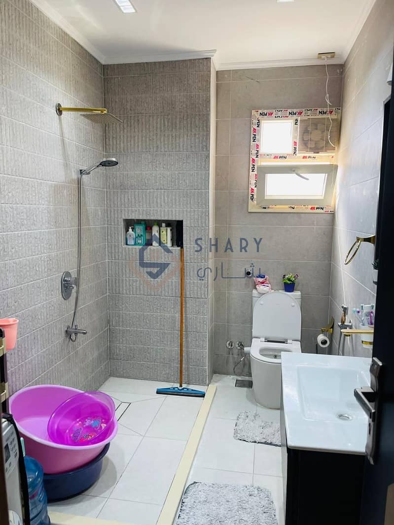 4 WhatsApp Image 2025-12-06 at 12.29. 08_9826725e. jpg