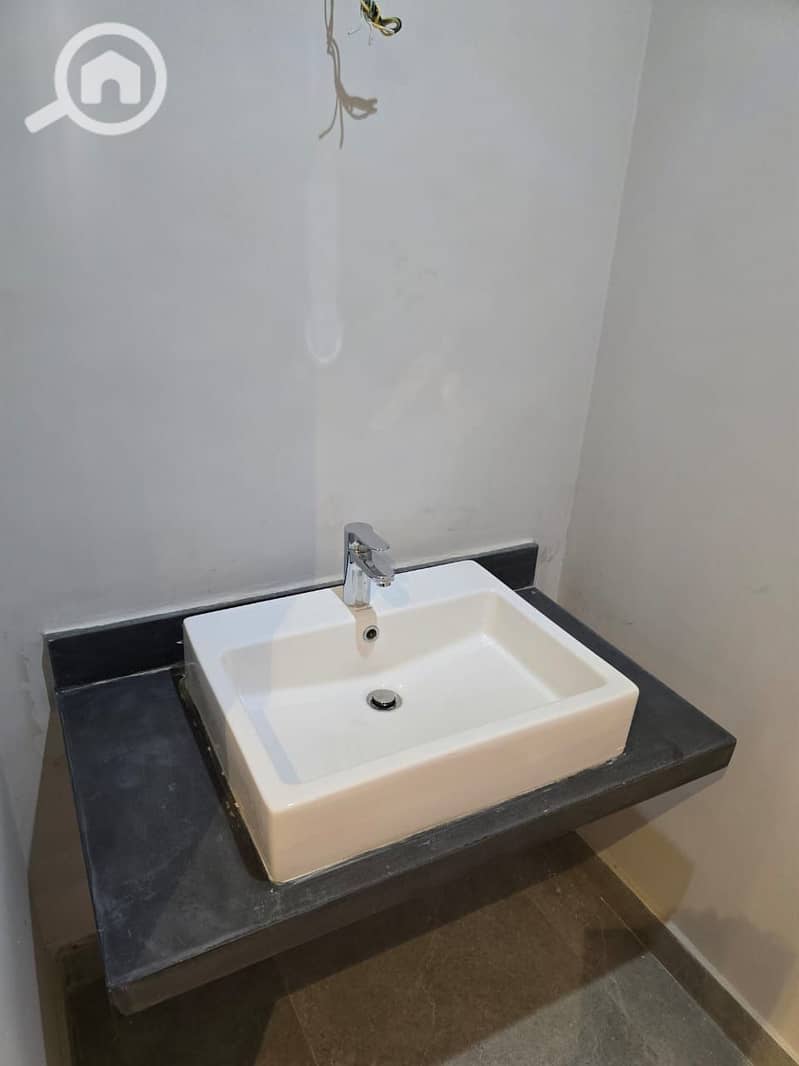 6 IMG-20251122-WA0109. jpg