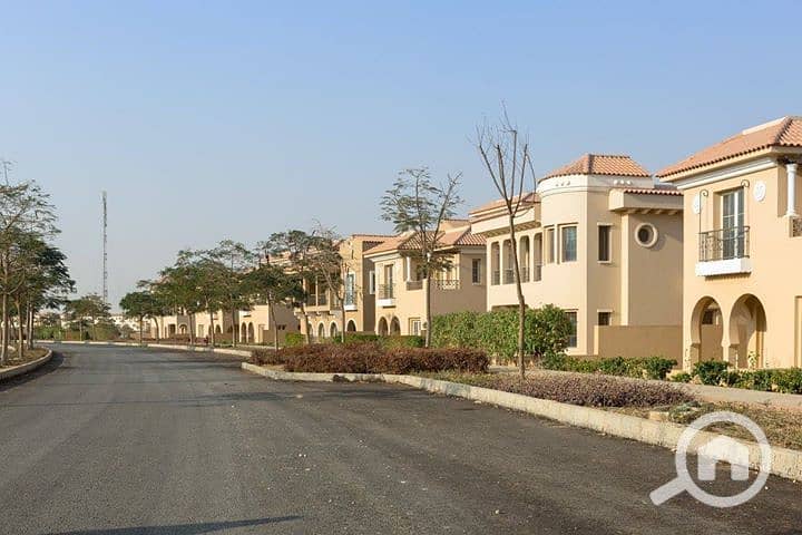 10 39397736_275155723085793_5508986703257272320_o. jpg