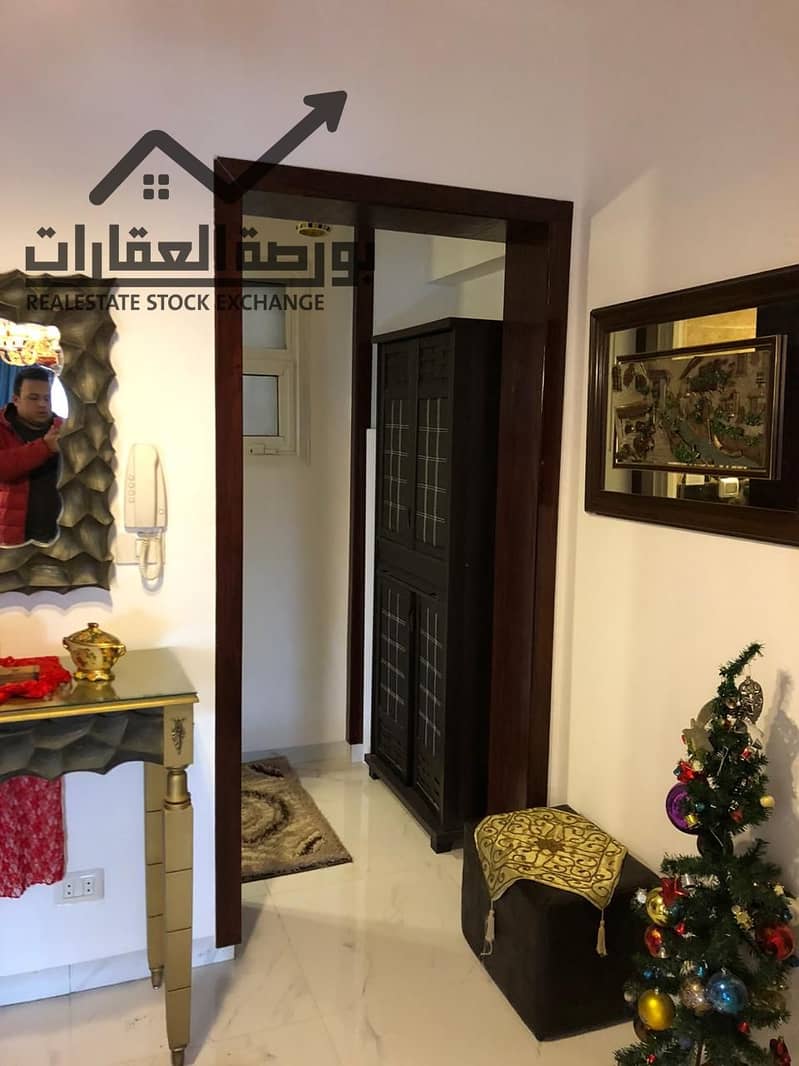 8 d048484a-7b1d-4c27-918c-42ee6996e78b. jpg