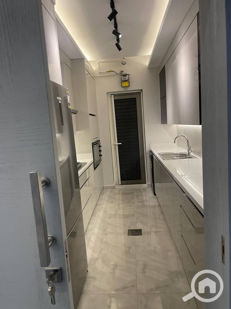 8 WhatsApp Image 2025-12-06 at 1.47. 12 PM (1). jpeg