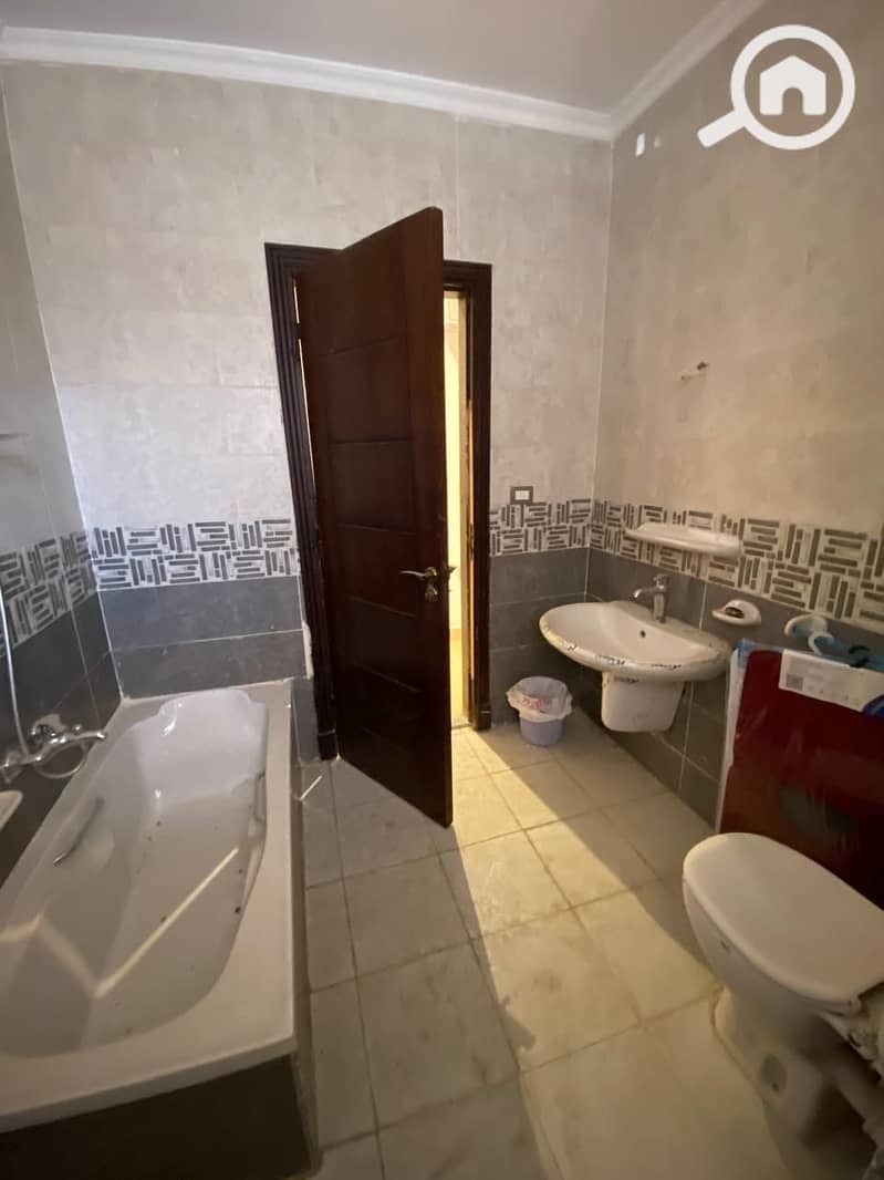 12 IMG-20251206-WA0045. jpg