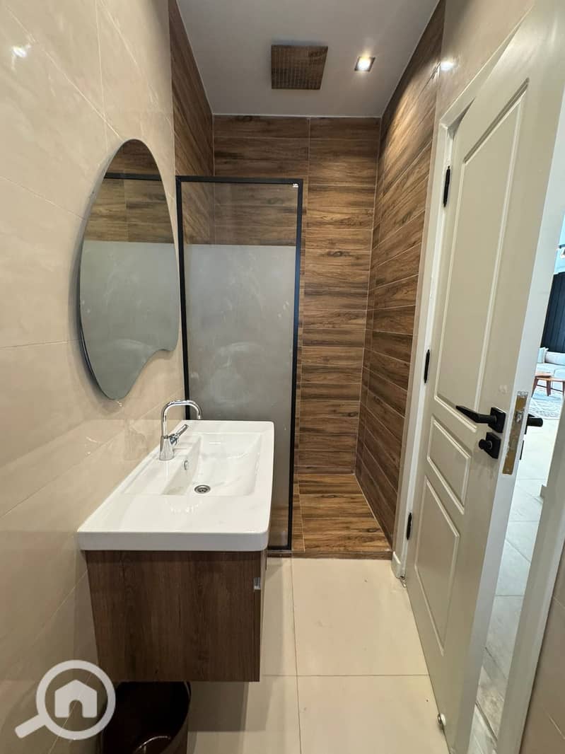 9 594977171_849192081066996_2743703065959583913_n. jpg