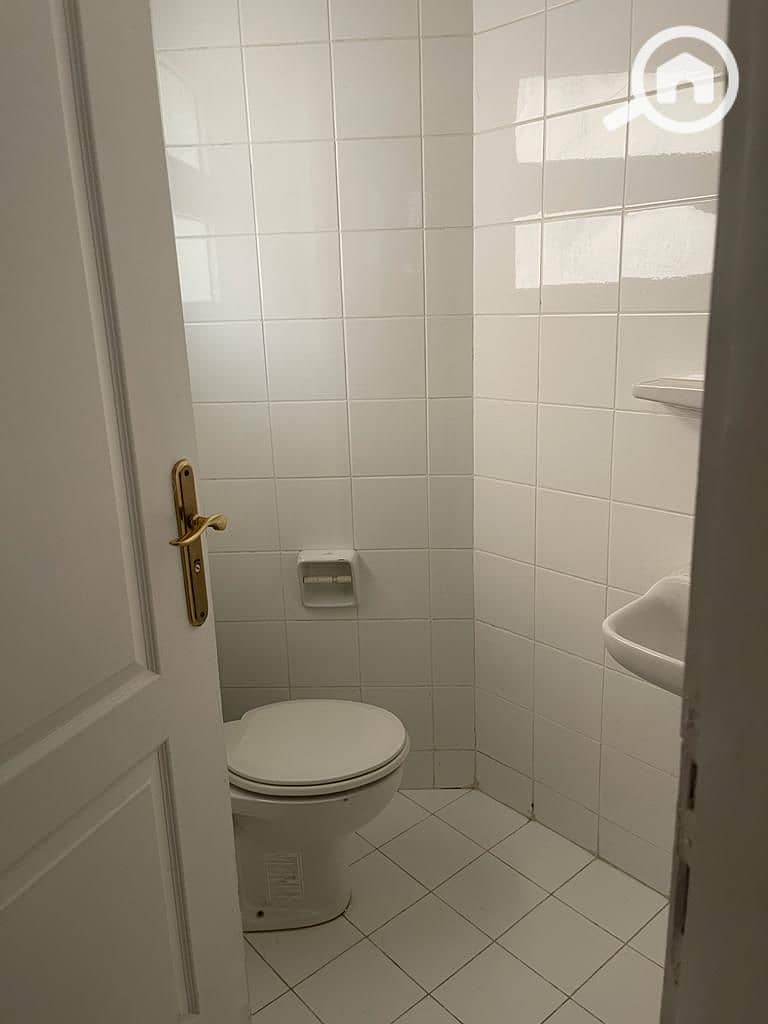 8 WhatsApp Image 2025-12-04 at 3.15. 45 PM (7). jpeg