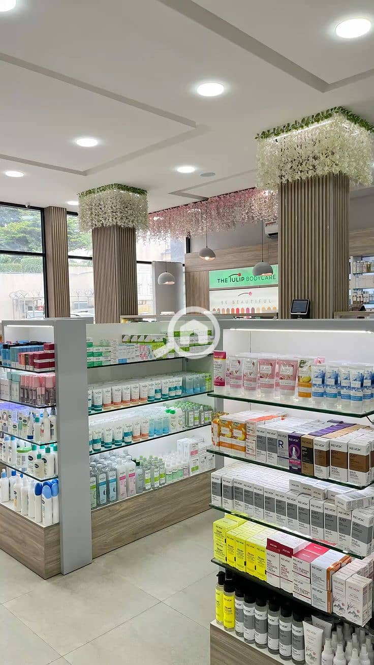 11 download (37). jpeg