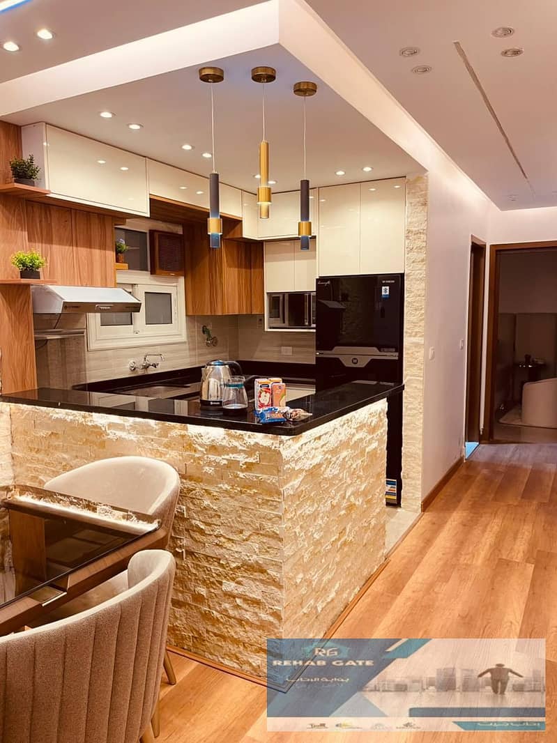 10 9f5ea610-f145-43f2-97fc-420b7326ed94. jpeg