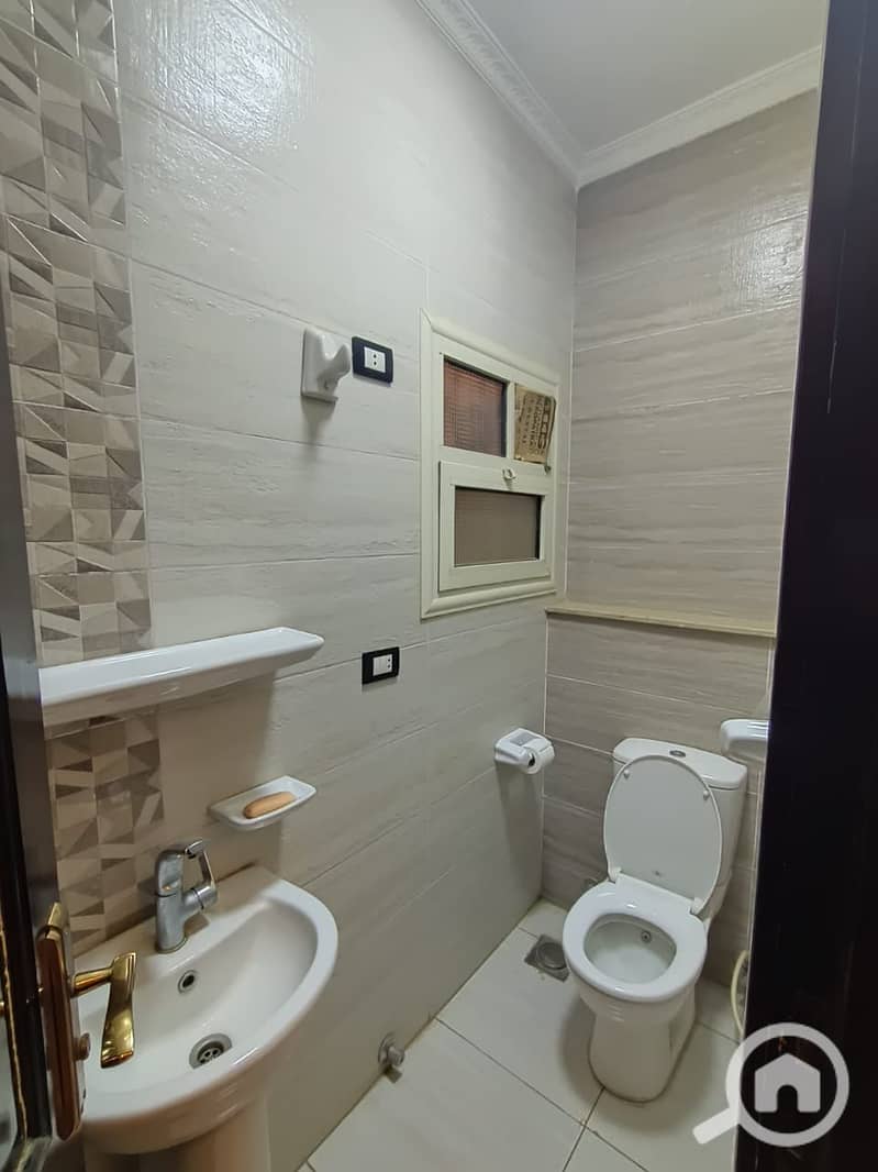 8 WhatsApp Image 2025-12-06 at 1.04. 26 PM (1). jpeg