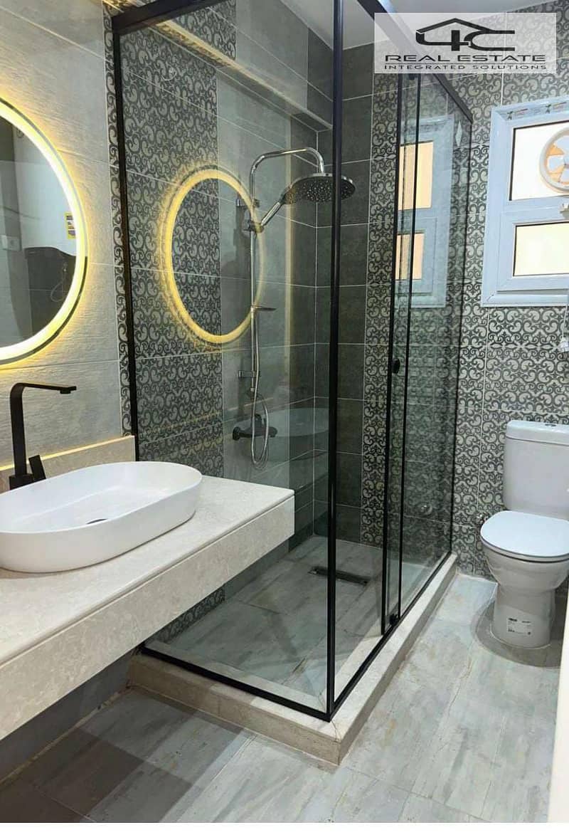 5 WhatsApp Image 2025-12-04 at 18.25. 39 (2). jpeg