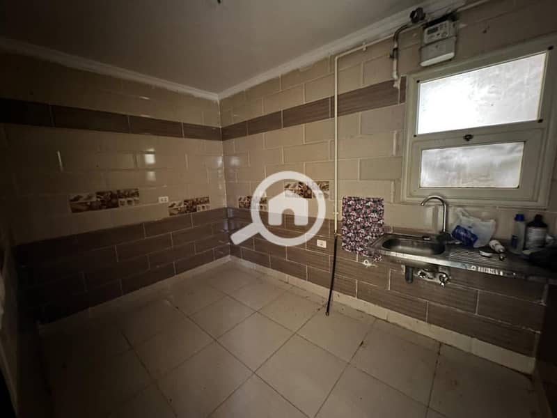 5 WhatsApp Image 2025-12-06 at 14.09. 13_79b4c13f. jpg