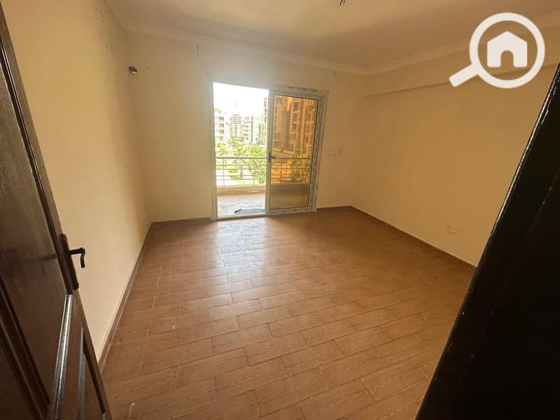 6 WhatsApp Image 2025-12-06 at 14.09. 13_5b3e924a. jpg