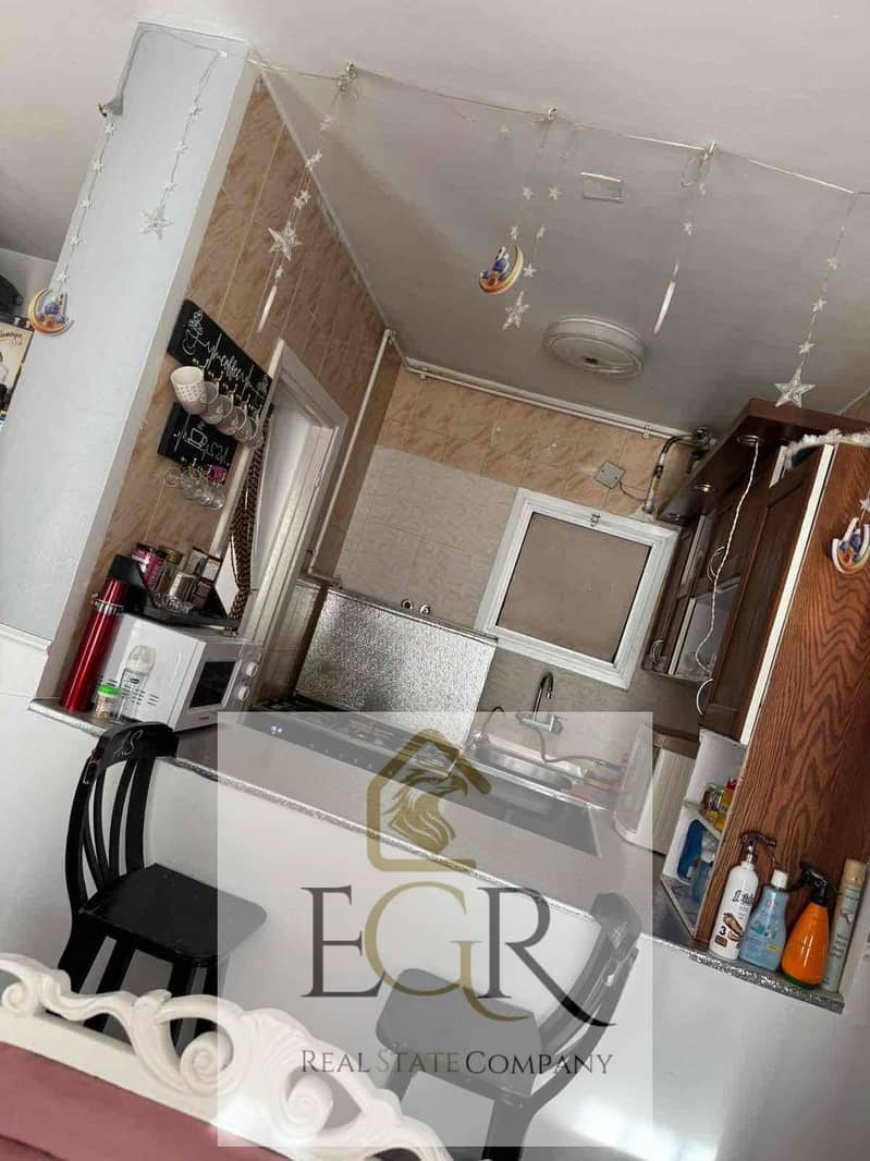 9 4296109a-674c-4bf7-81a3-b317ba43c5a1. jpg