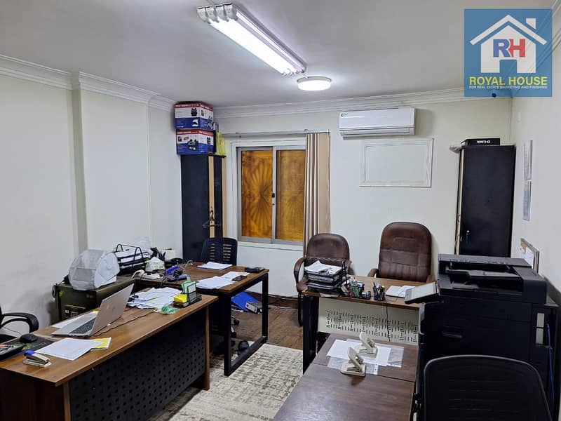 6 a06a1751-0bf9-46cd-92d0-359165cb565b. jpeg