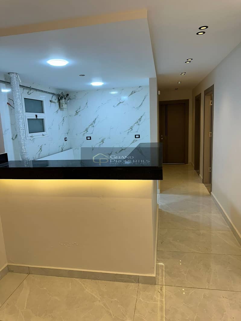 3 0251eb7d-8586-4d3b-b1e5-c90a016dcec9. jpg