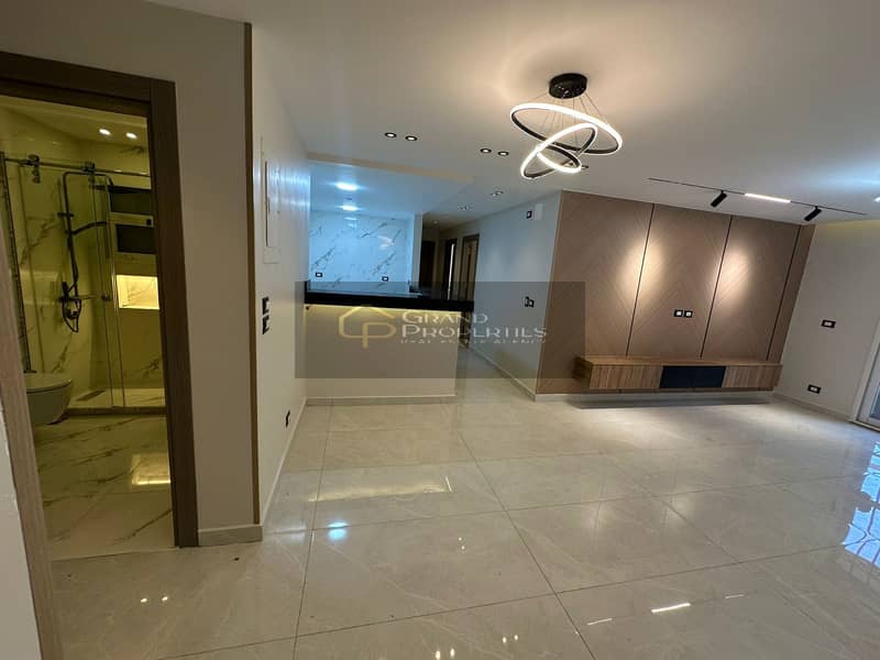 4 48525ddc-3d6d-41d0-837f-71a7574b02cb. jpg