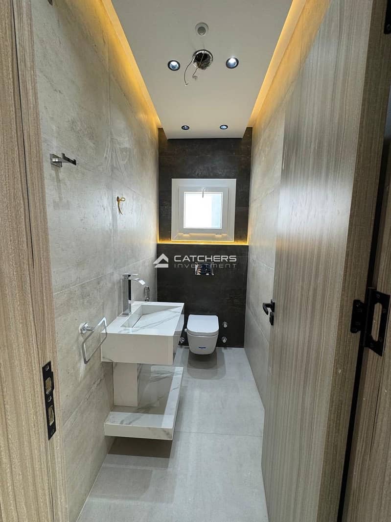 6 584857960_1123268139975447_7823747697143055375_n. jpg