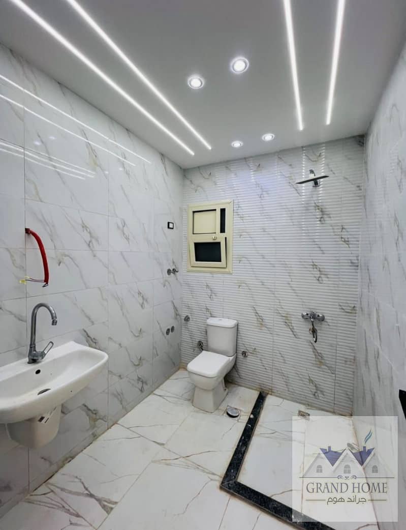 3 6ef8d799-6bbb-485b-ae7d-bc90e54b0b57. jpg