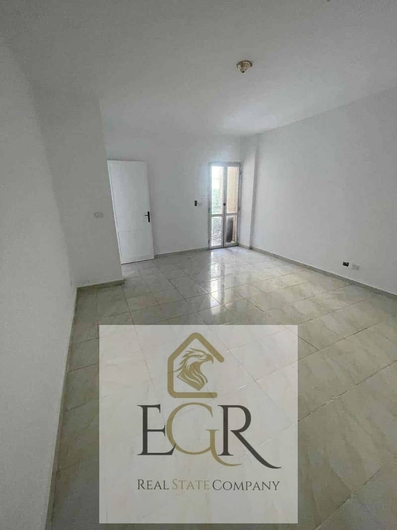 8 99ec293d-75a5-47b6-84ee-4aafe73c701f. jpg