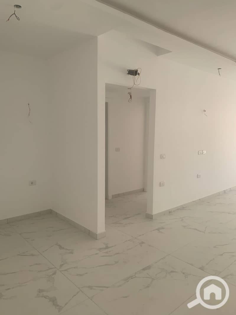 8 1c2eab72-f91a-42eb-8758-ddb21629957c. jpg