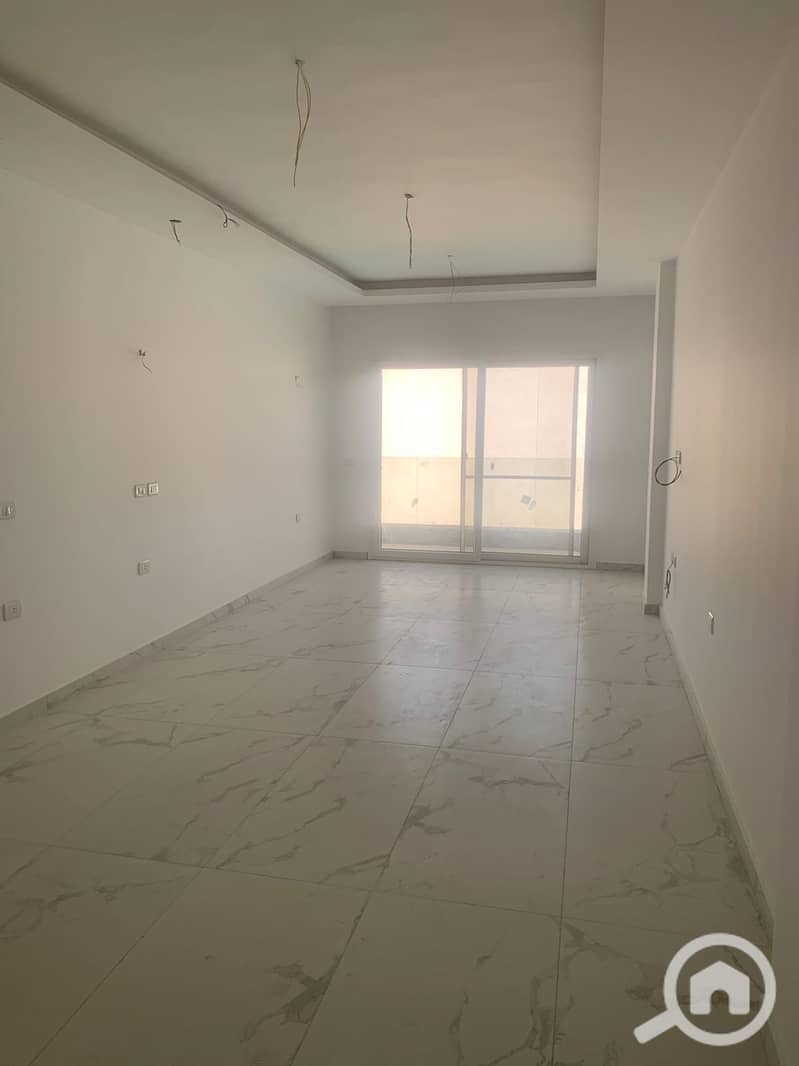 13 4eef35d5-890f-4b25-bfe2-fd3077450b8f. jpg