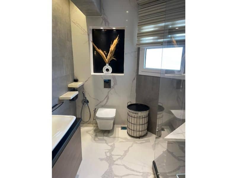 13 876a7b92-c3bf-4c7f-8964-c4f348560b21. jpg