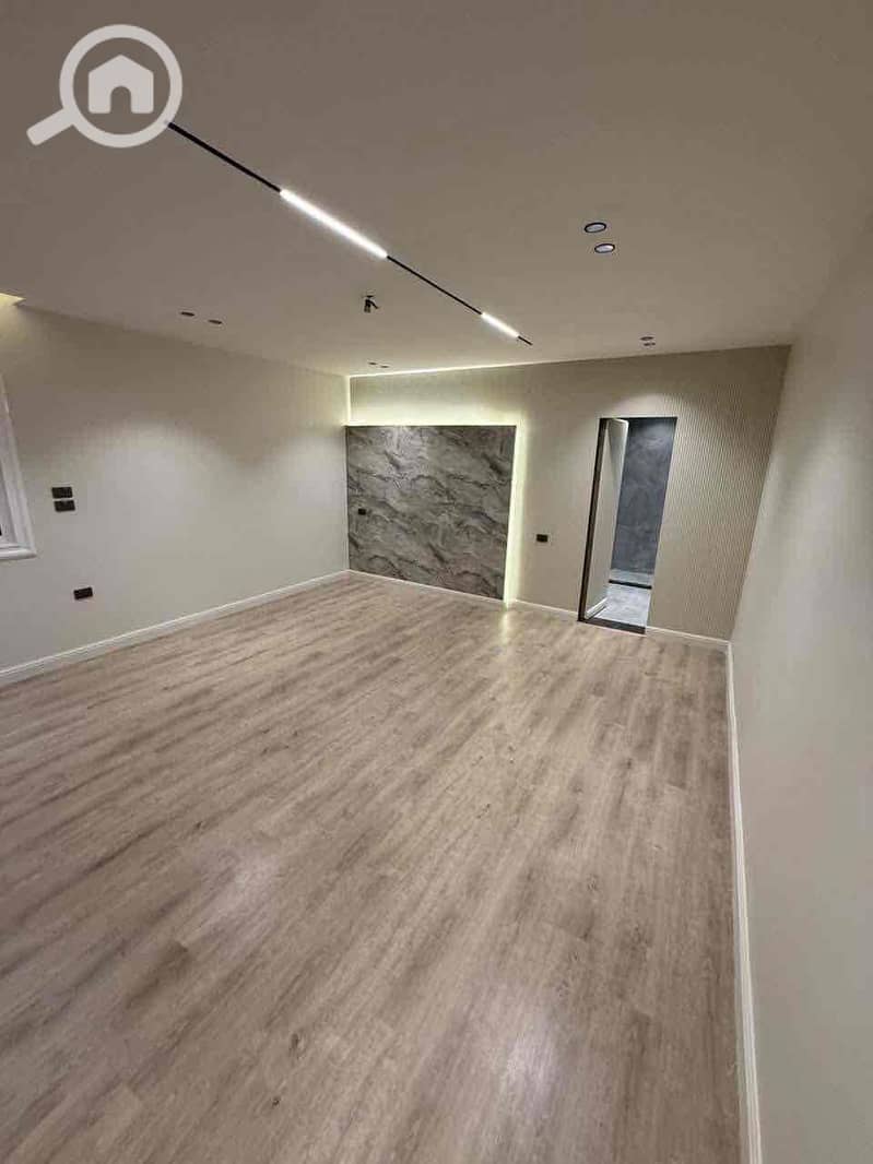 2 a3bef49e-9791-4f27-911f-7b7adc8da1ba. jpg