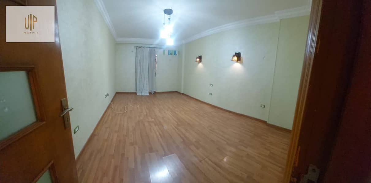 16 WhatsApp Image 2025-12-03 at 11.27. 08 PM (3). jpeg