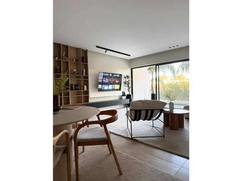 3 66c9bdd0-bbb1-4674-8938-bfae9af60560. jpg