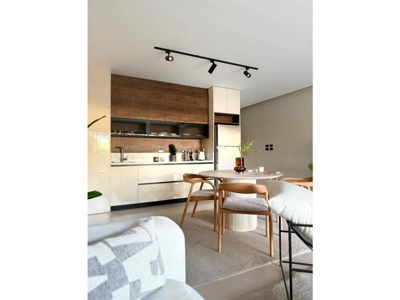 5 37654aaf-6587-486d-91a0-e17375ef2efc. jpg