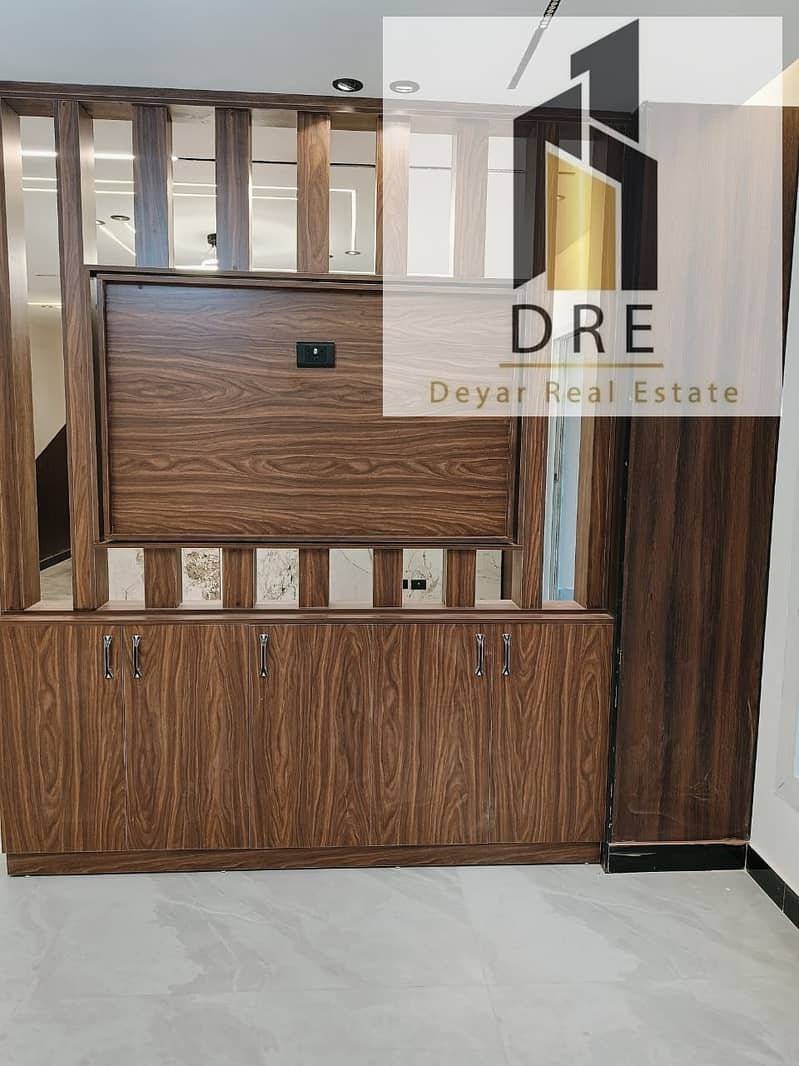 3 1b863bc3-0f10-4679-b973-37aa43e915d5. jpg