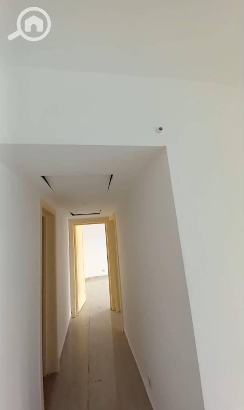 5 WhatsApp Image 2025-12-06 at 13.23. 46_dddd3e81. jpg