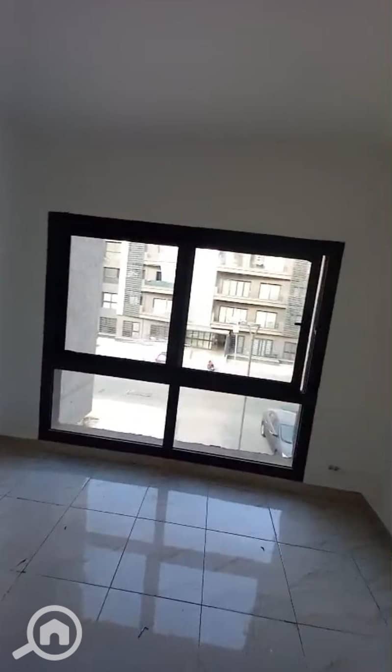 6 WhatsApp Image 2025-12-06 at 13.23. 46_f9eeda39. jpg