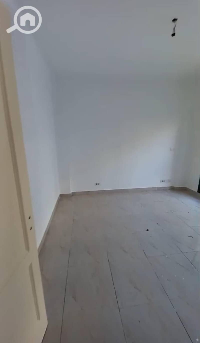 10 WhatsApp Image 2025-12-06 at 13.23. 47_afc5328a. jpg