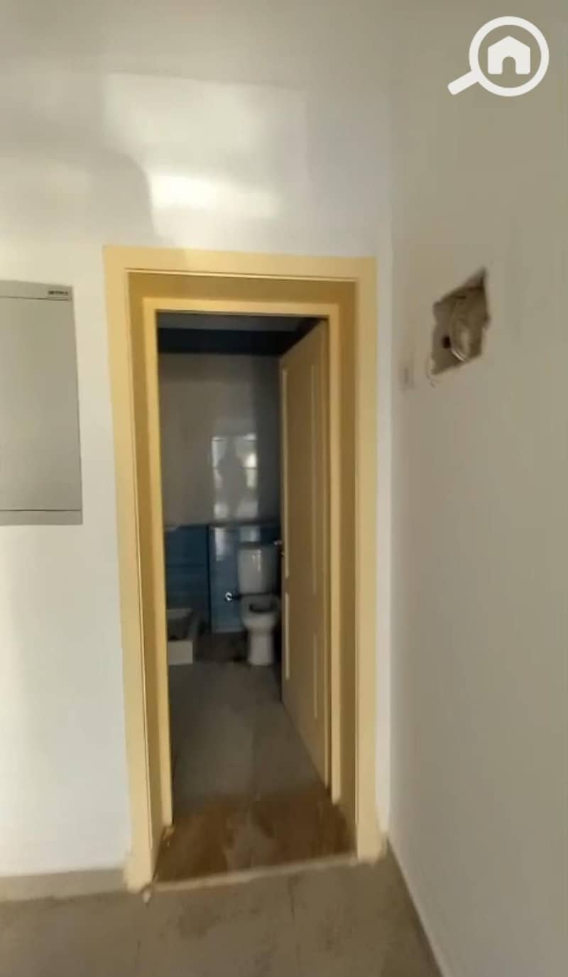 14 WhatsApp Image 2025-12-06 at 13.23. 49_1160c7bd. jpg