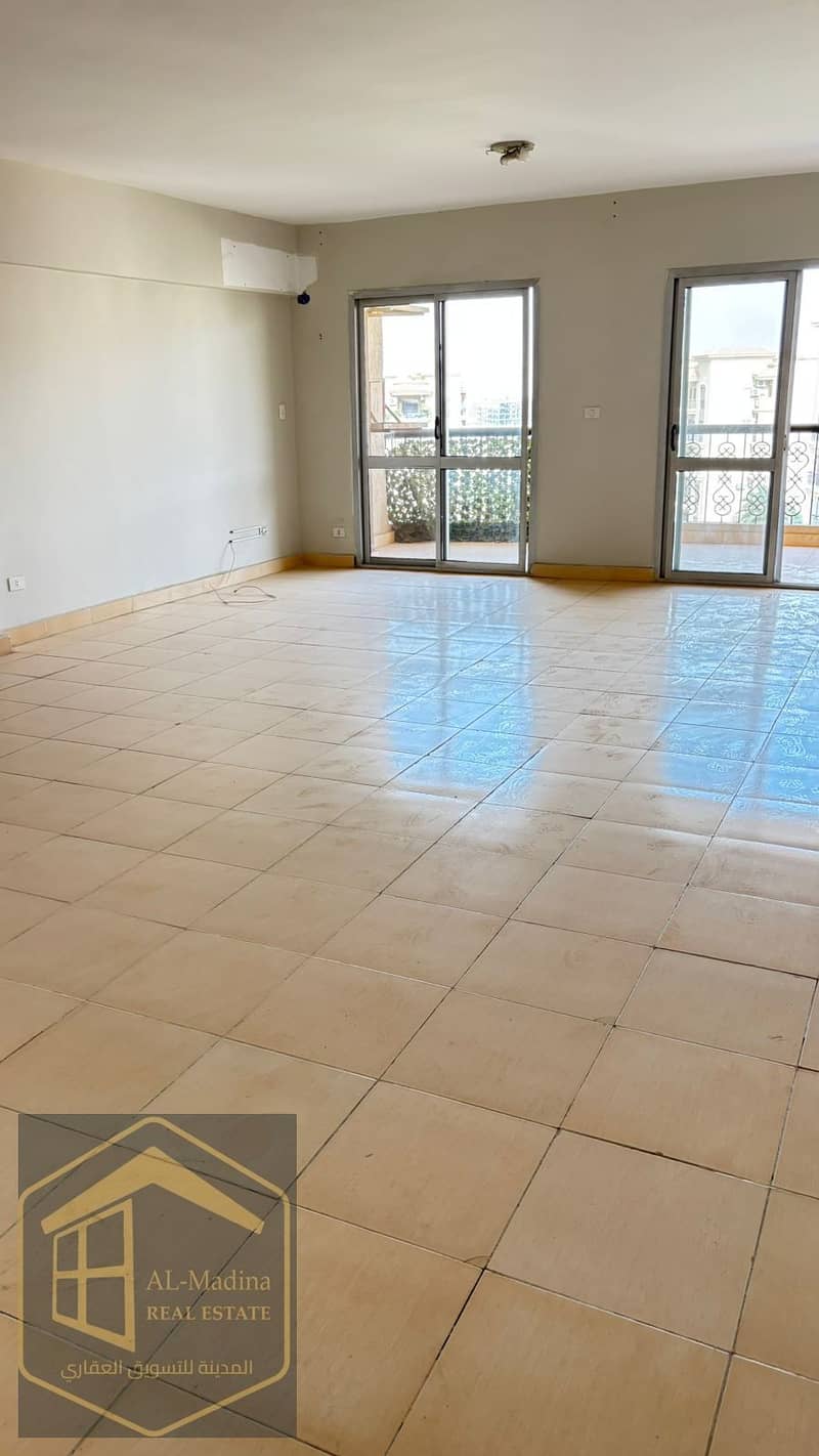 5 WhatsApp Image 2025-11-29 at 18.49. 51_3567a904. jpg